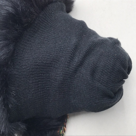 SOLD!!! Free People x Urban Outfitters Vegan Black Fur Pom Pom Winter Trapper Ha - Picture 7 of 13